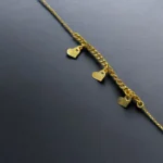 Chaîne en Or 18K avec Pendentif Cœurs
