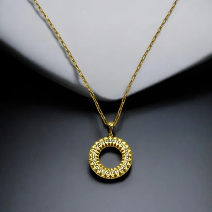 Collier avec Pendentif Cercle en Or 18K
