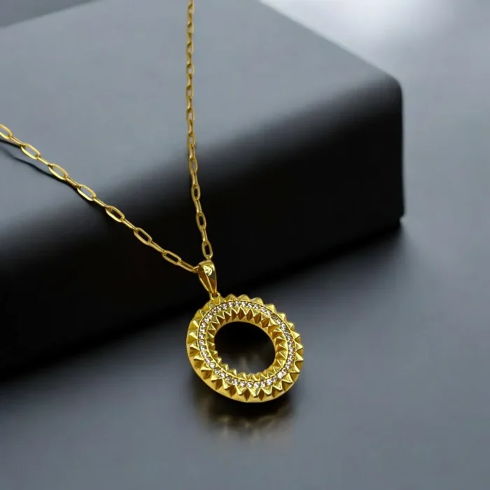 Collier avec Pendentif Cercle en Or 18K