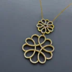 Collier Longue de Fleur Sertie en Or 18K