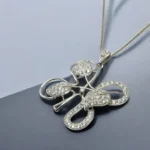 Collier Longue Sertie en Or Blanc 18K