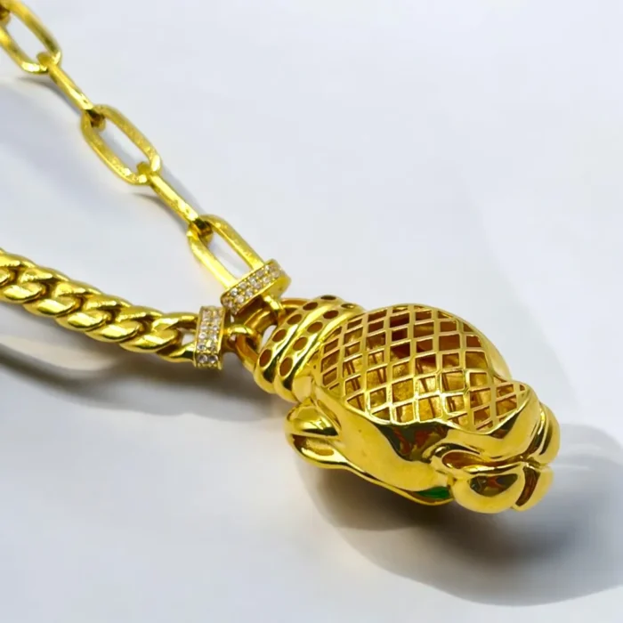 Collier en Or 18K avec Pendentif Tête de Tigre