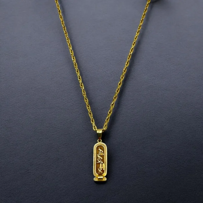 Sautoir en Or 18K avec Pendentif Égyptien