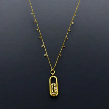 Sautoir en Or Jaune 18K avec Pendentif Ovale