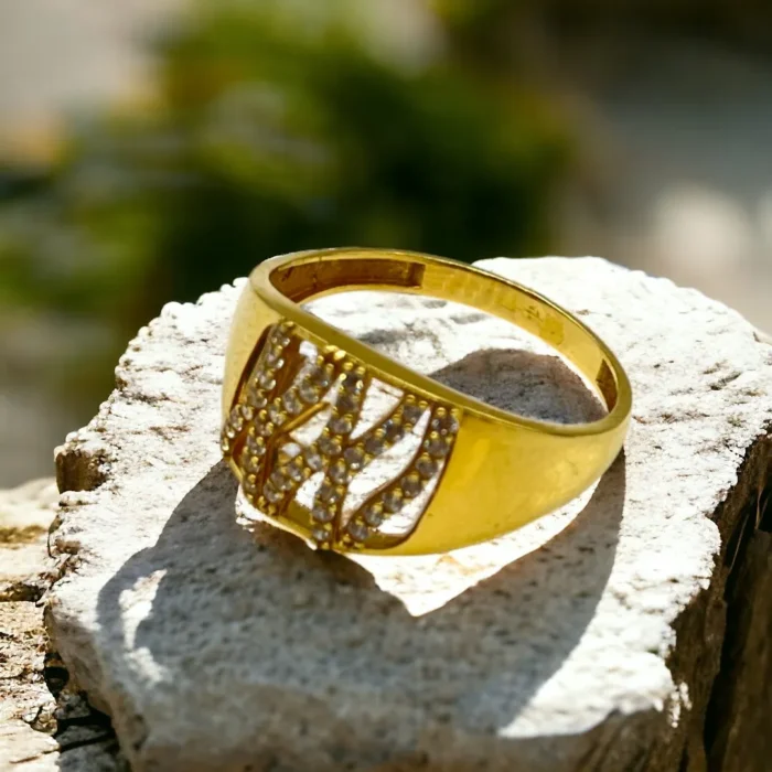 Bague en Or 18K Sertie