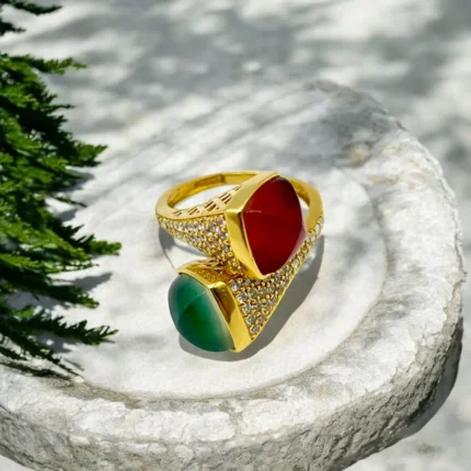 Bague Moderne en Or 18k avec Pierres Rouge et Verte