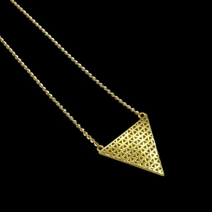 Chaîne avec pendentif en or 18K