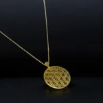 Raffinée Chaîne Pendentif en Or 18K