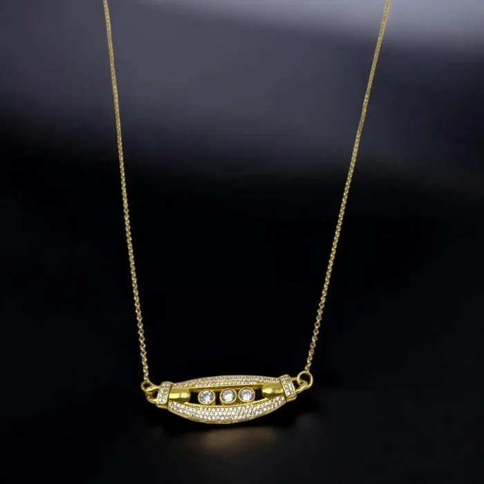 Élégante Chaîne Pendentif en Or 18K