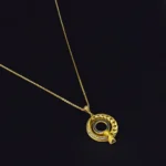 Chaîne avec Pendentif Rond en Or 18K