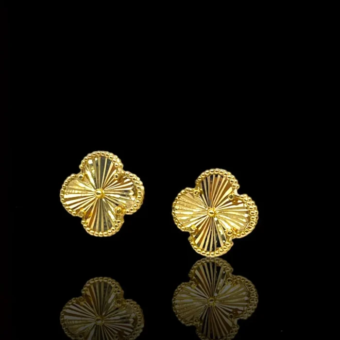 Boucles d’Oreilles Van Cleef en Or 18K