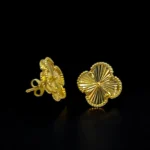 Boucles d’Oreilles Van Cleef en Or 18K