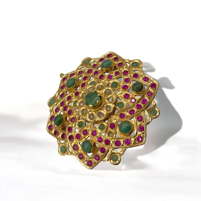 Magnifique Broche Traditionnelle en Or 18K