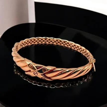 Bracelet Cartier en Or Rose 18K