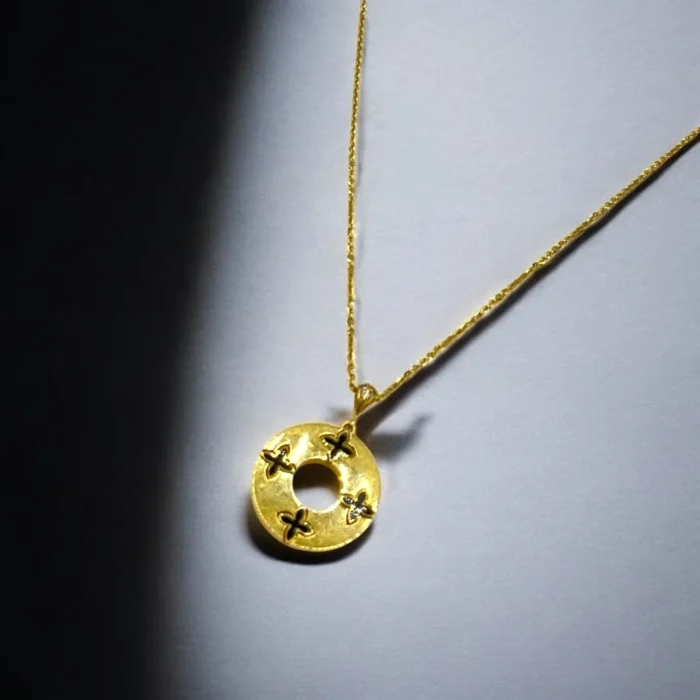 Chaîne avec Pendentif Rond en Or 18K