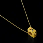 Chaîne avec Pendentif en Or 18K