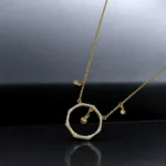 Chaîne Pendentif Contemporaine en Or 18K